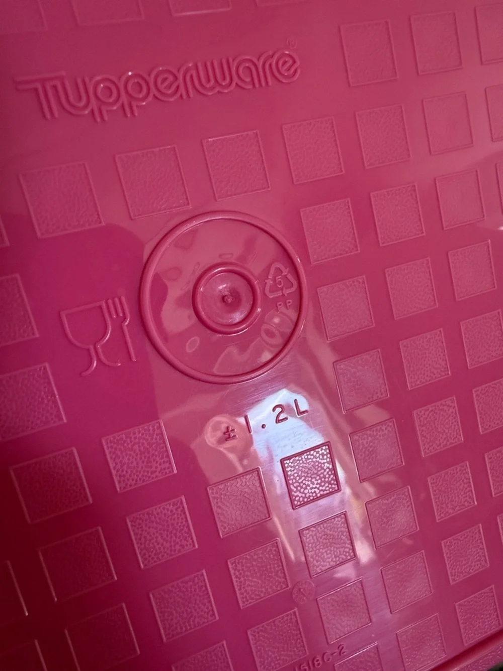 Tupperware Season n Serve - Picture 5 of 5